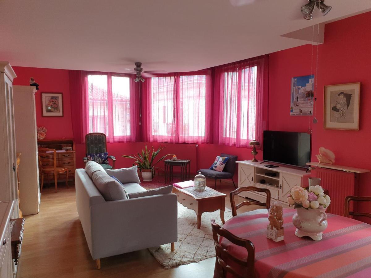 Appartement La Vie En Rose Périgueux المظهر الخارجي الصورة
